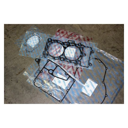 ENGINE GASKET SET