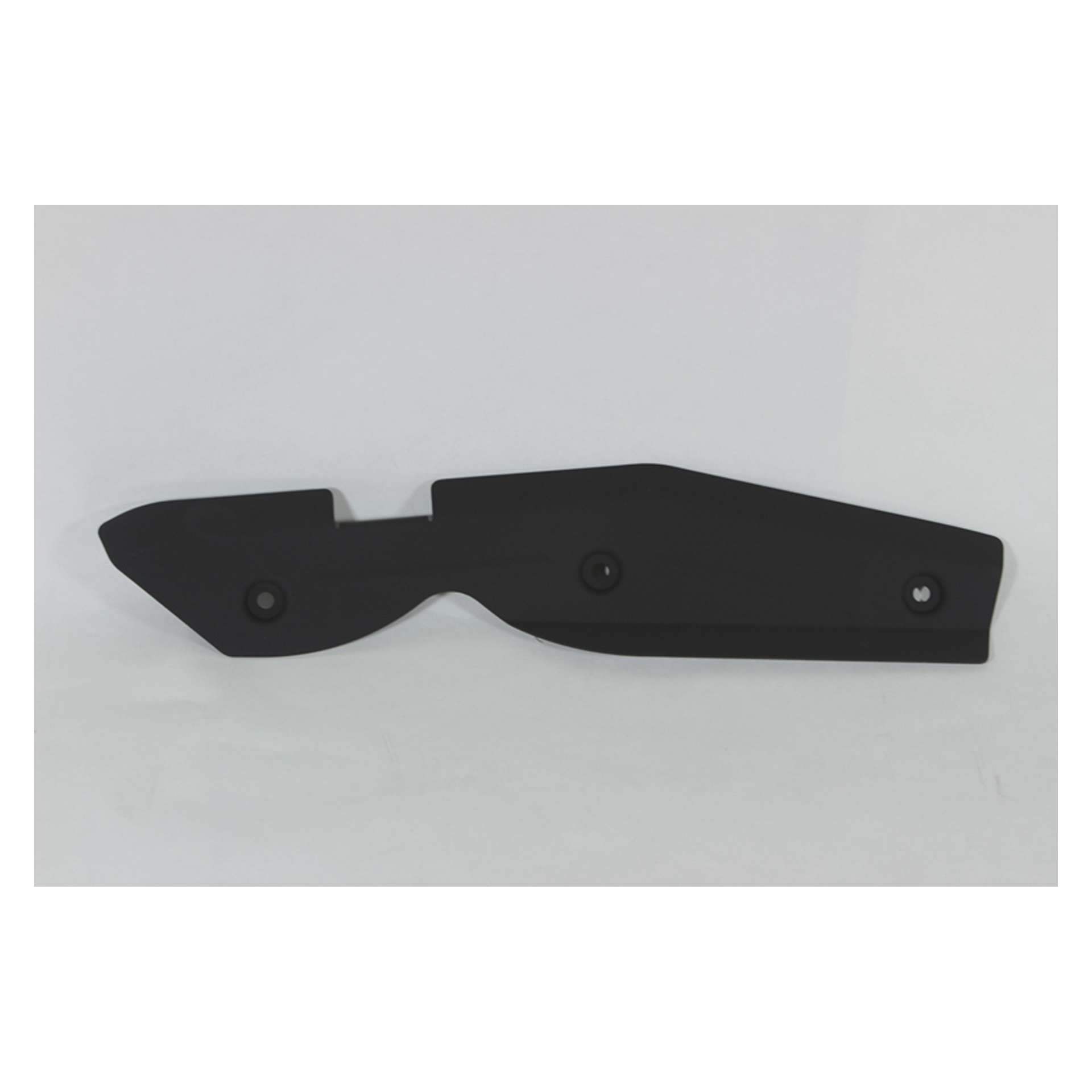 LH LOWER INSULATOR, TAIL LIGHT GUARD LH LOWER INSULATOR, TAIL LIGHT GUARD