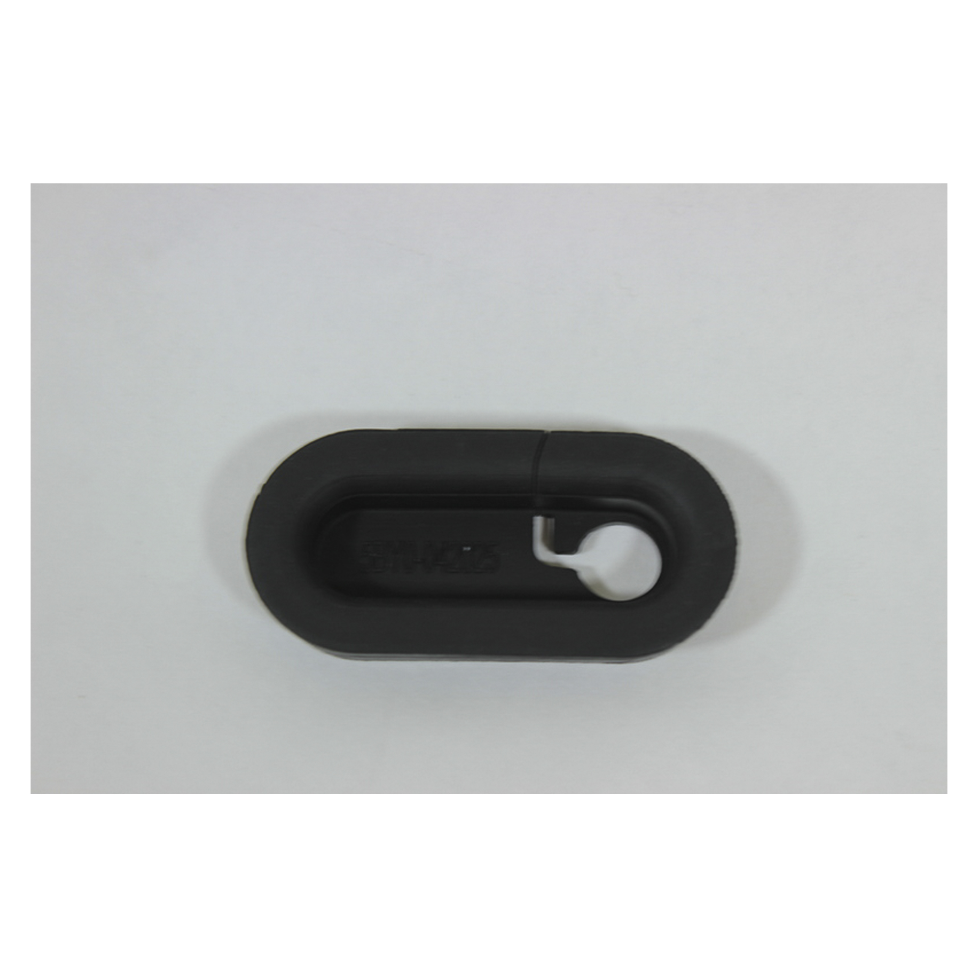 PLUG, THROTTLE CABLE