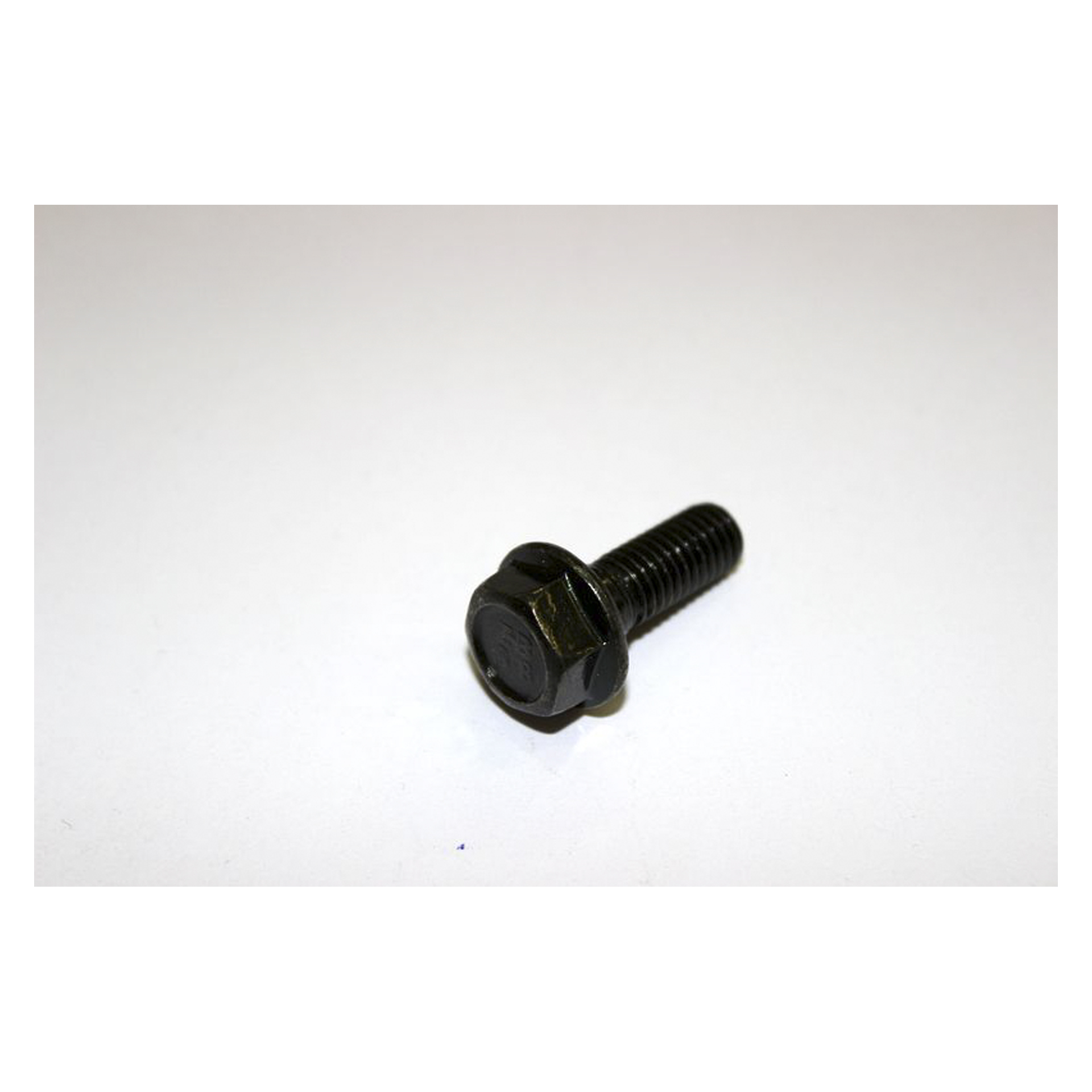BOLT M8x22