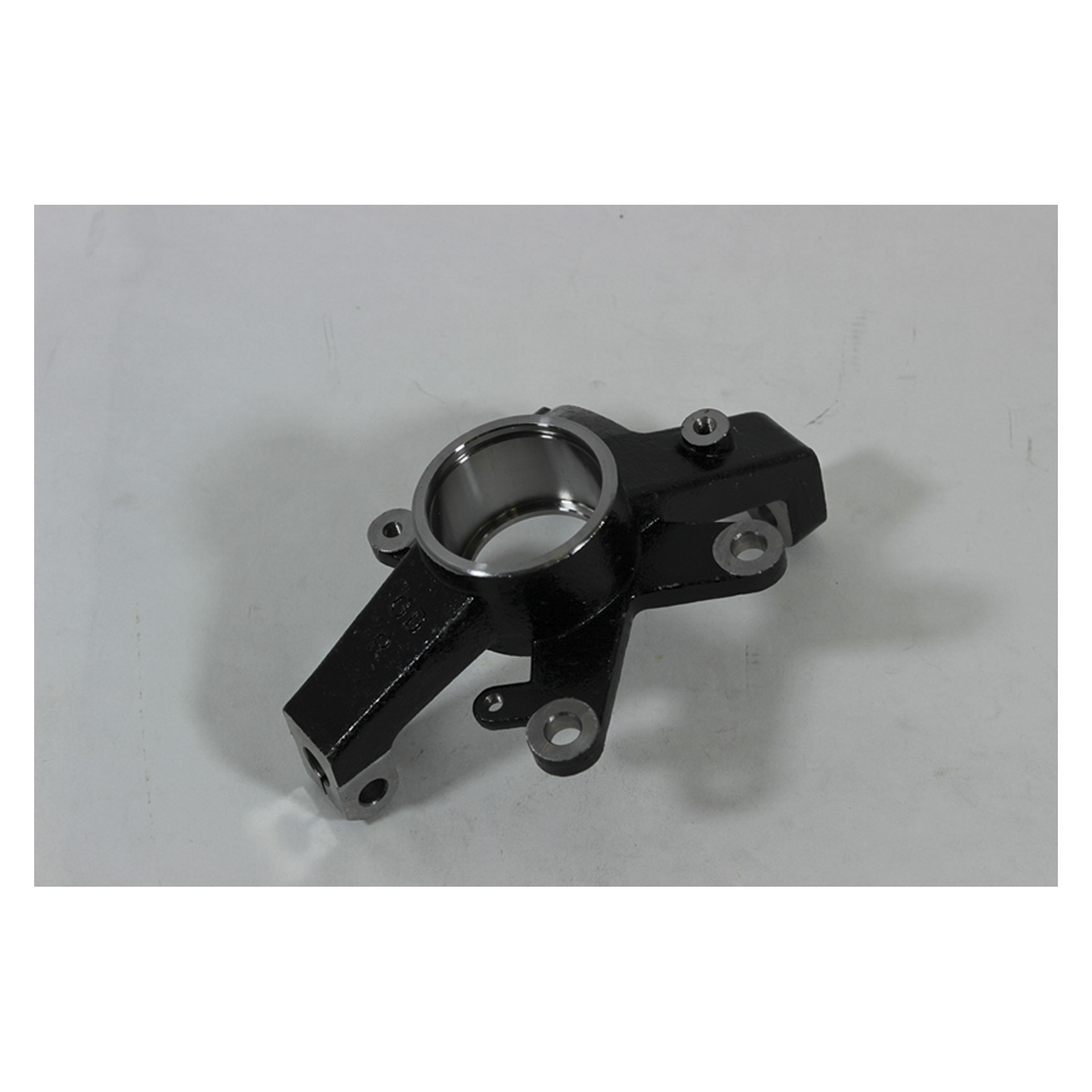 STEERING KNUCKLE,RH STEERING KNUCKLE,RH