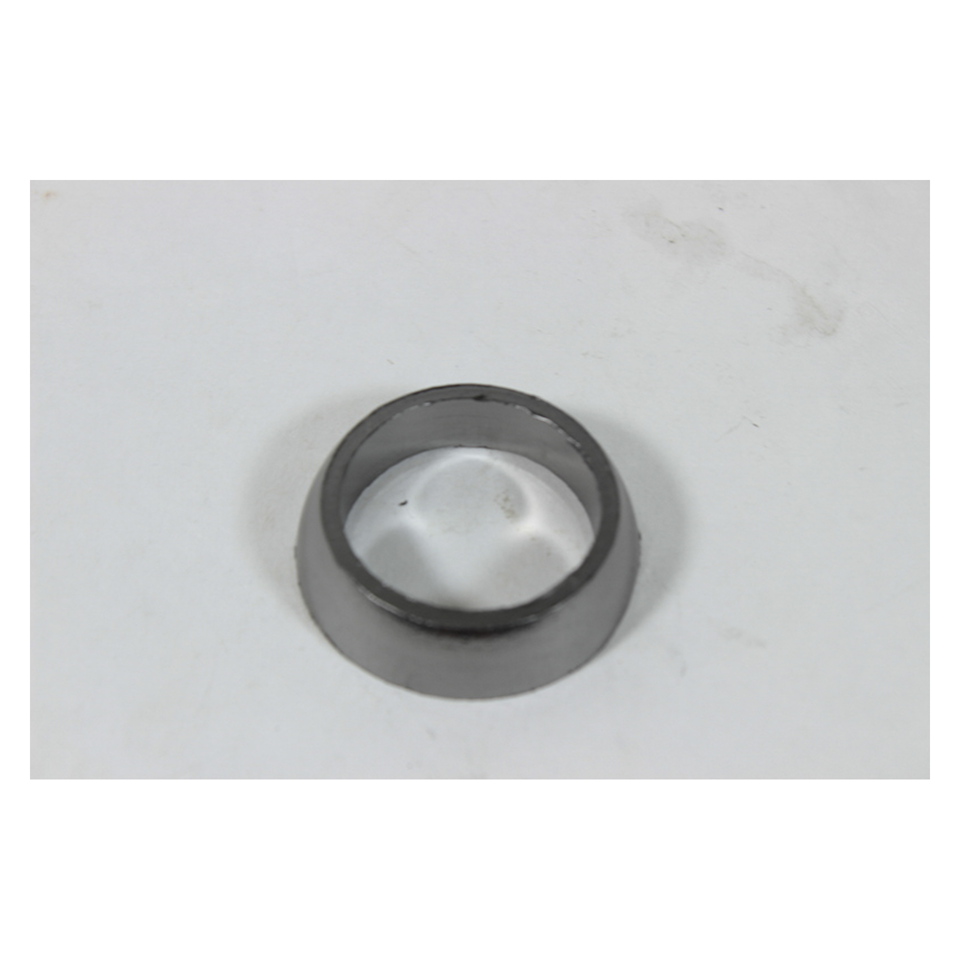 SMALL GRAPHITE RING