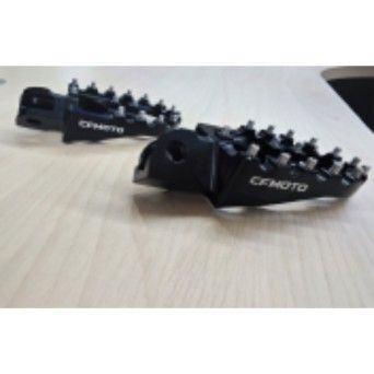 POUSA-PES OFF-ROAD 450MT / 800MT-X PRETO
