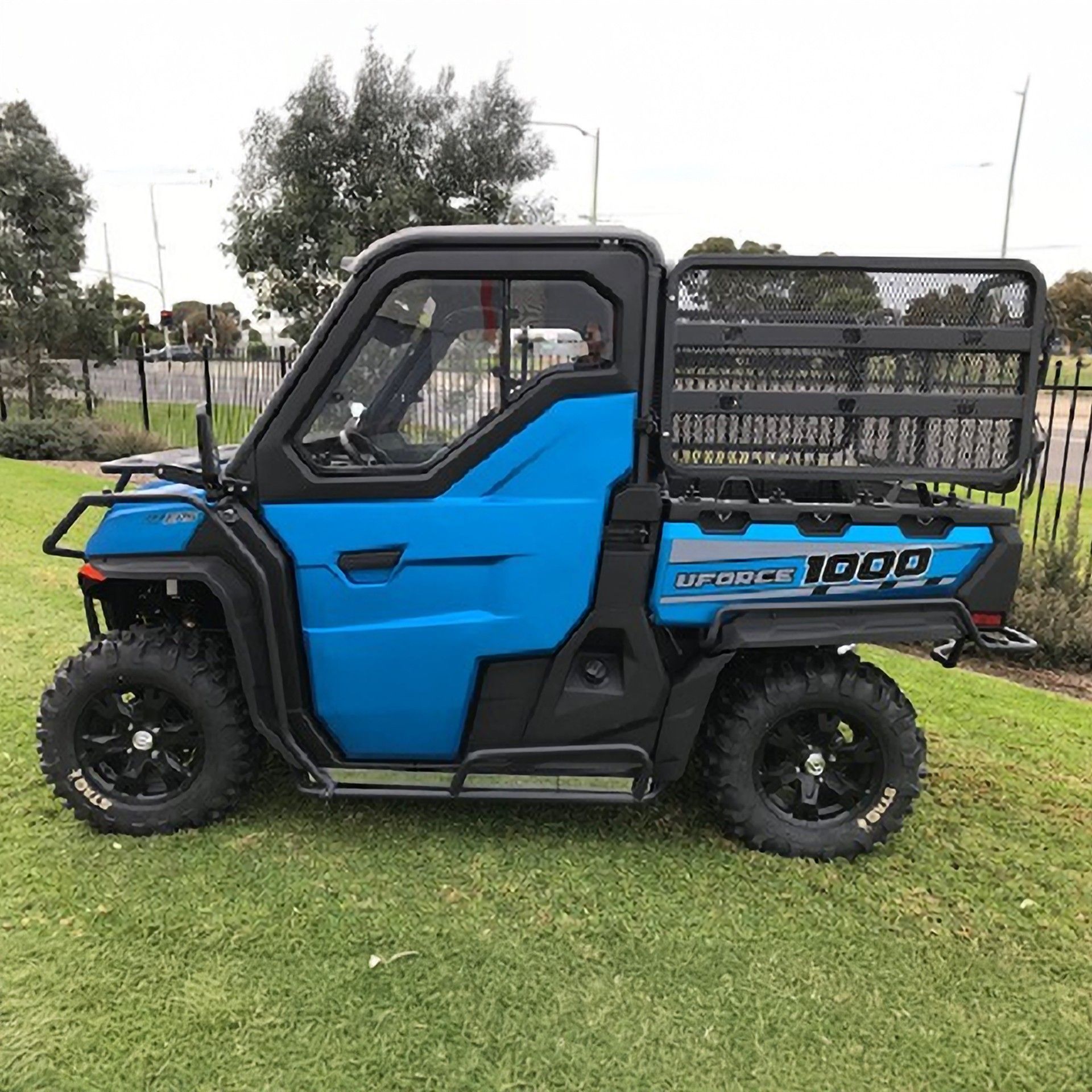 VEDAÇÃO PORTA CARGA UFORCE 1000 / XL VEDAÇÃO PORTA CARGA UFORCE 1000 / XL
